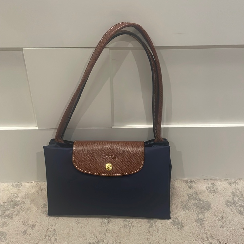 Authentic Longchamp le Pliage shoulder bag - large navy tote